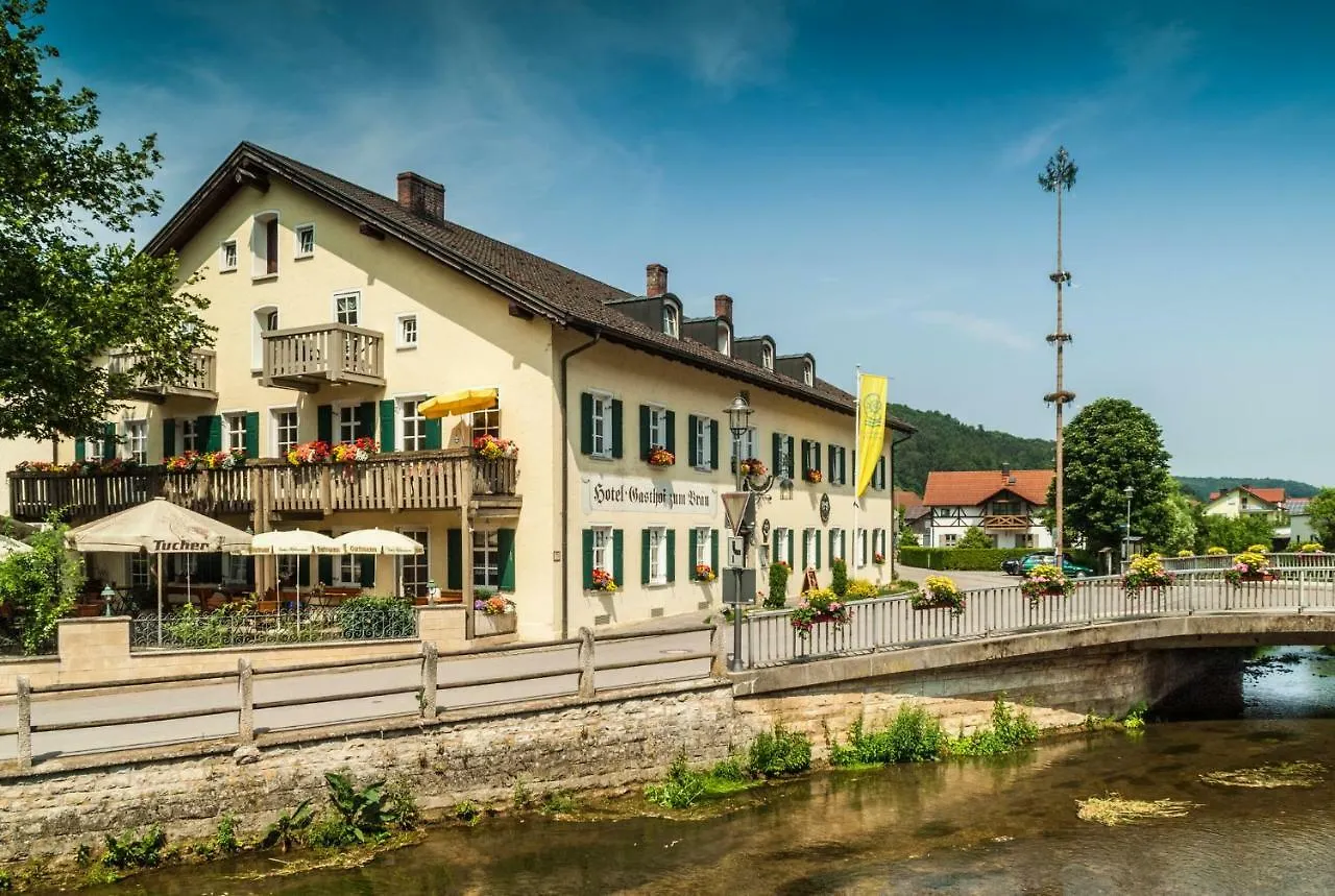 Hotel Zum Braeu Kinding