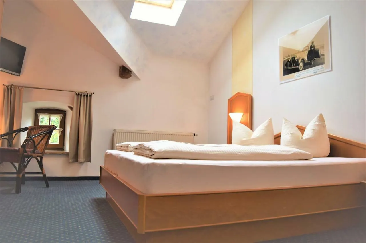 Hotel Zum Braeu Kinding
