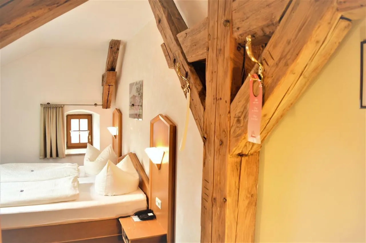 Hotel Zum Braeu Kinding 3*,  Germany