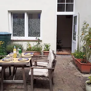 2-zimmer-ferienwohnung Im 1. Obergeschoss Apartment Lübeck