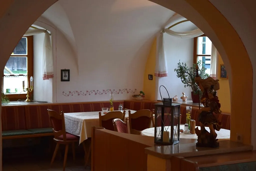 Hotel zum Bräu Kinding 3*,